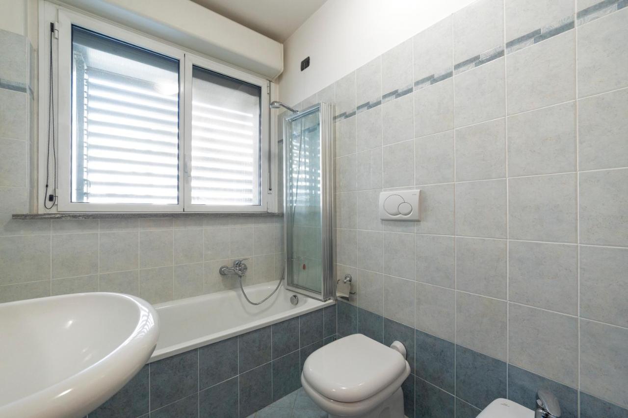 Milano Rogoredo Apt With Terrace! Apartamento Exterior foto
